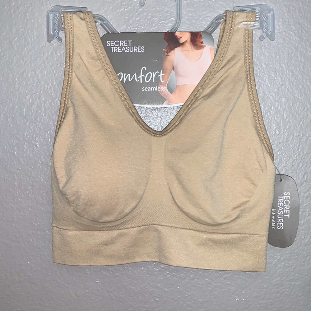 Secret treasures womans confort seamless bra.